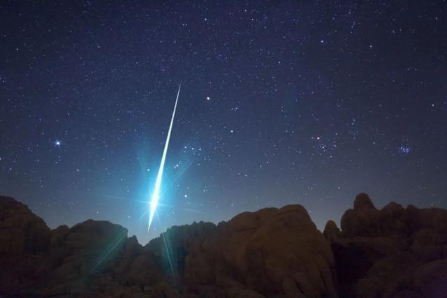 2021年的流星雨时间表汇总，一起来看流星雨吧